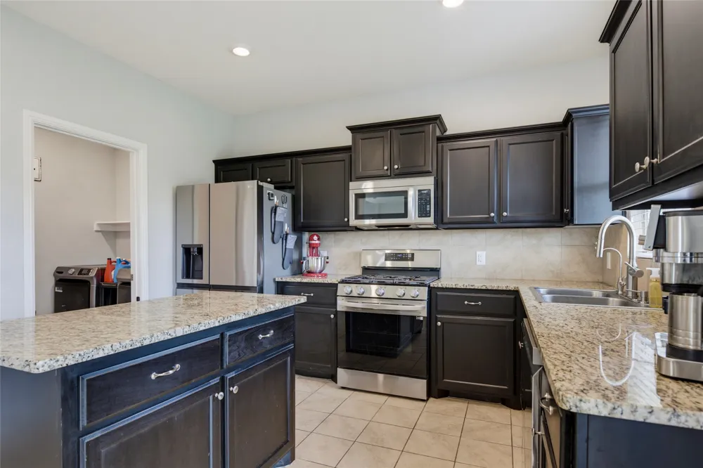 753 Rutherford Drive Crowley, TX 76036