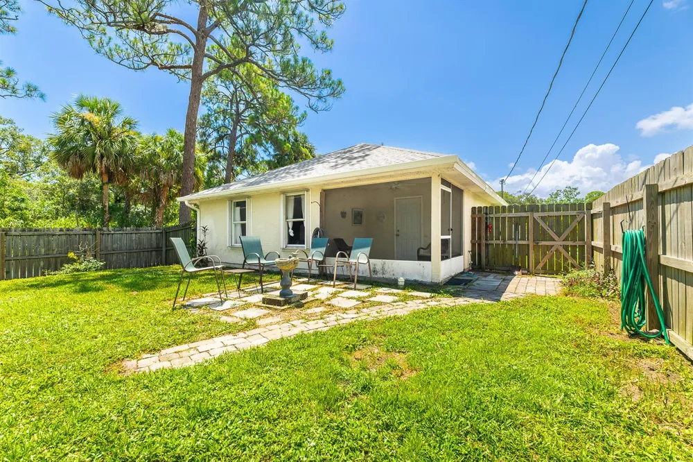3506 3rd Street Vero Beach, FL 32968