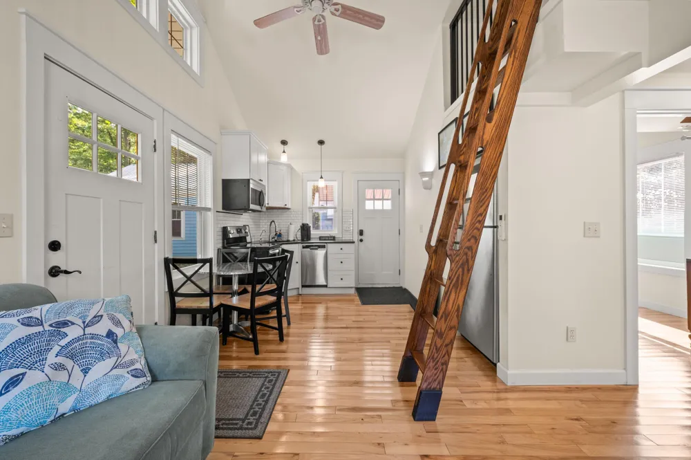 5358 Paw Paw Lake Road Coloma, MI 49038