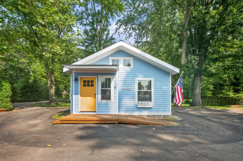 5358 Paw Paw Lake Road Coloma, MI 49038