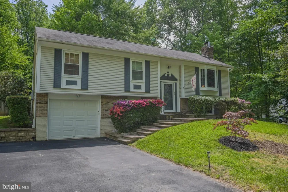 12510 BASSWOOD DRIVE Manassas, VA 20112