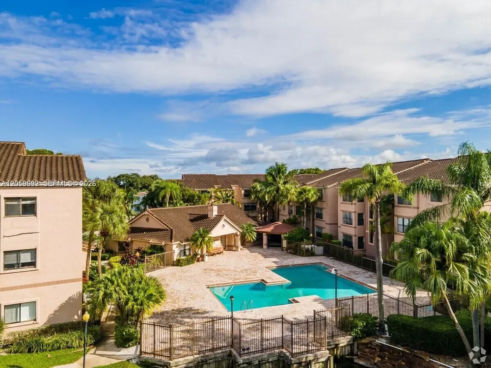 2926 S University Dr #6306 Davie, FL 33328
