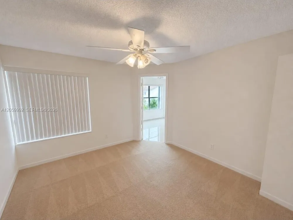 2926 S University Dr #6306 Davie, FL 33328