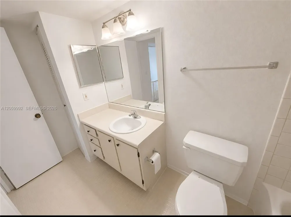 2926 S University Dr #6306 Davie, FL 33328