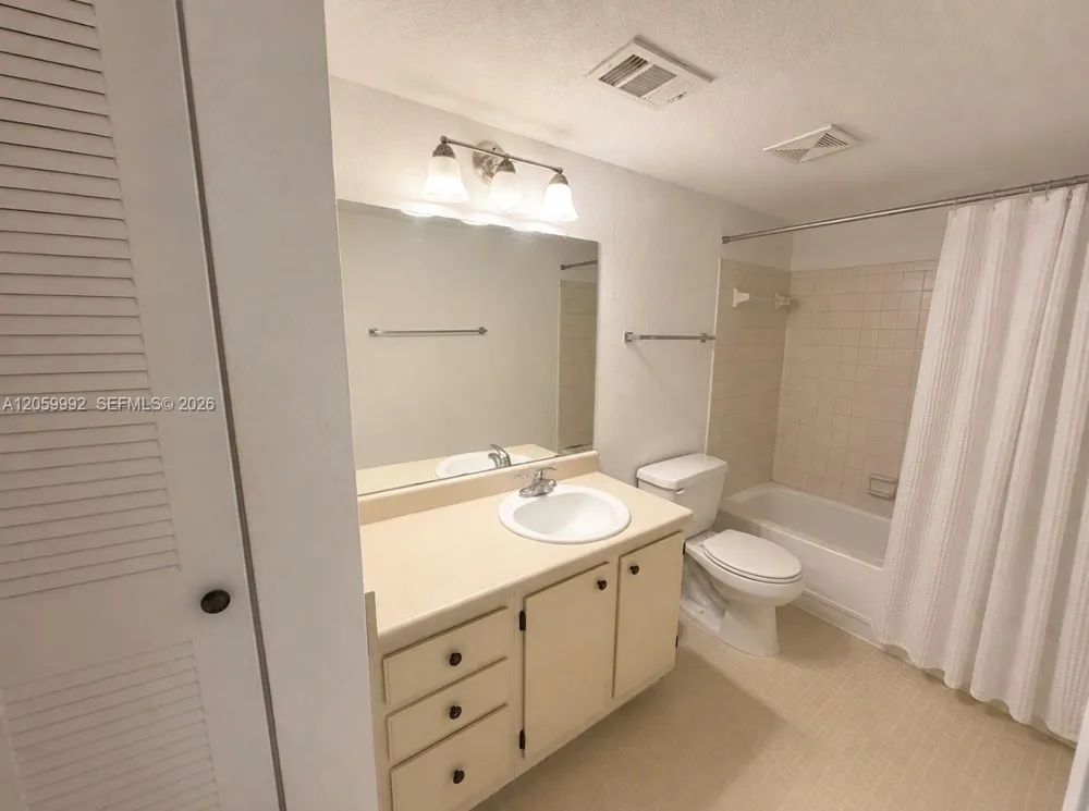 2926 S University Dr #6306 Davie, FL 33328