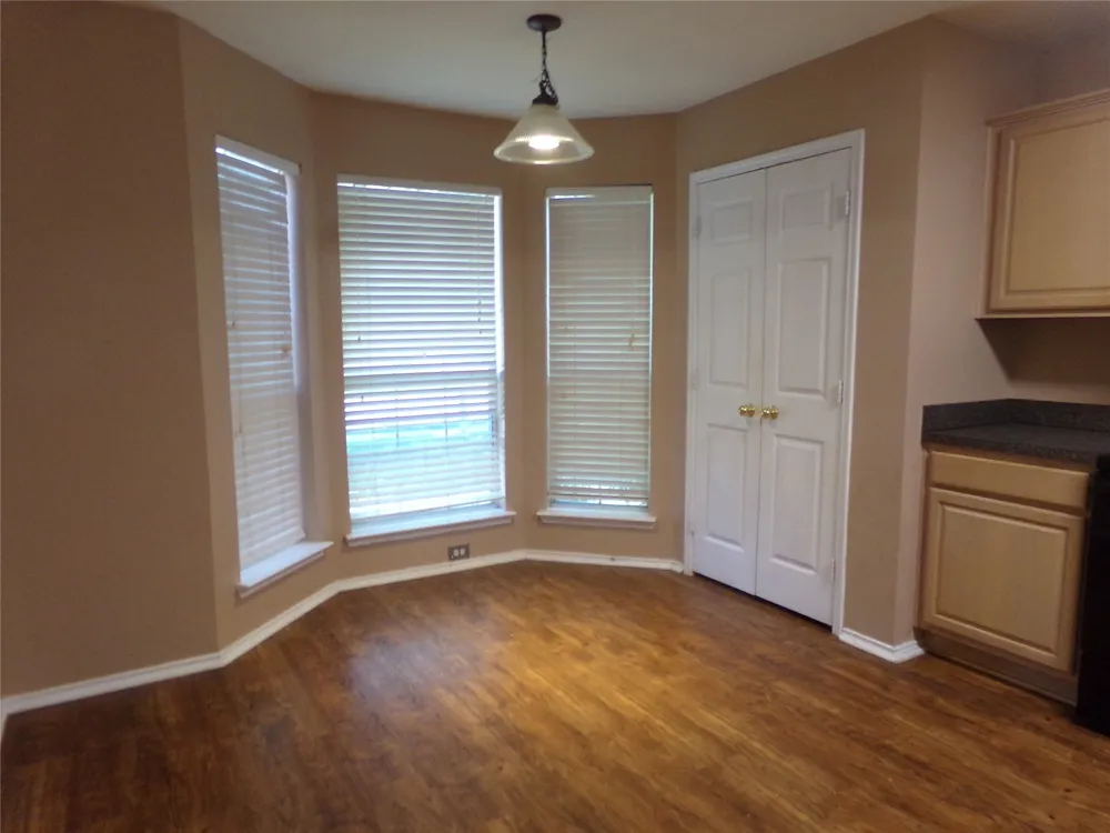 4708 Topaz Lane Granbury, TX 76049