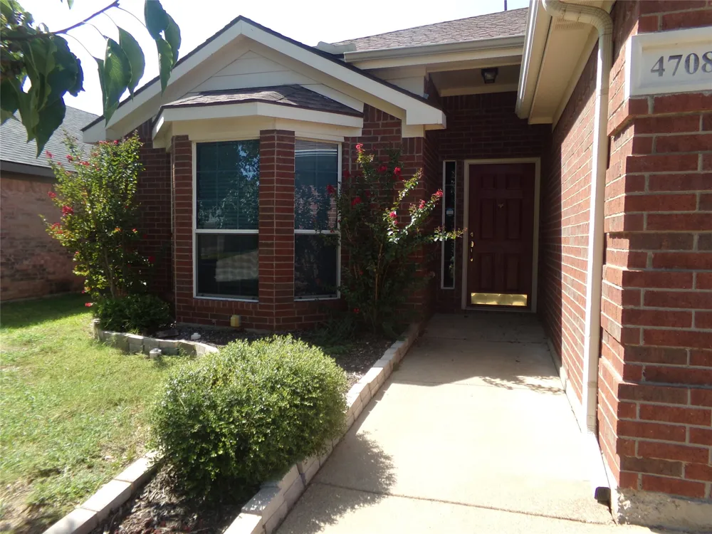 4708 Topaz Lane Granbury, TX 76049