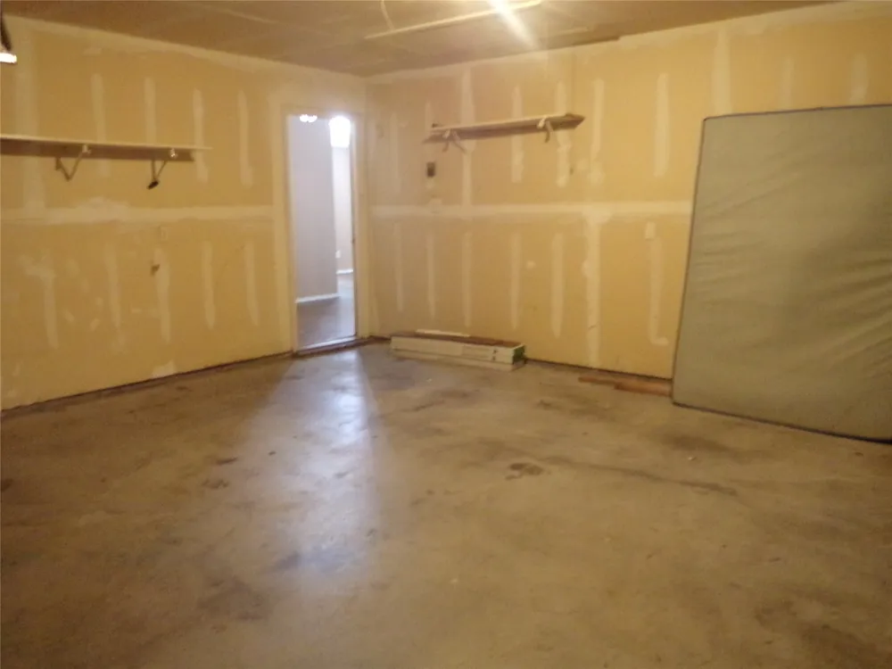 4708 Topaz Lane Granbury, TX 76049