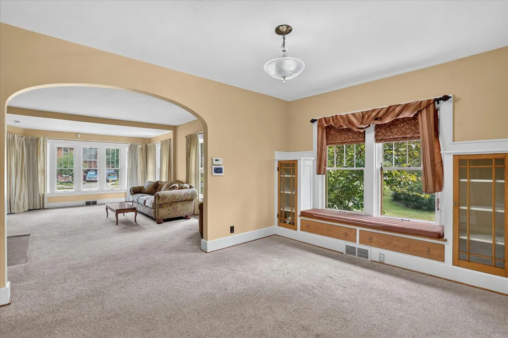 1318 E Michigan Avenue Albion, MI 49224