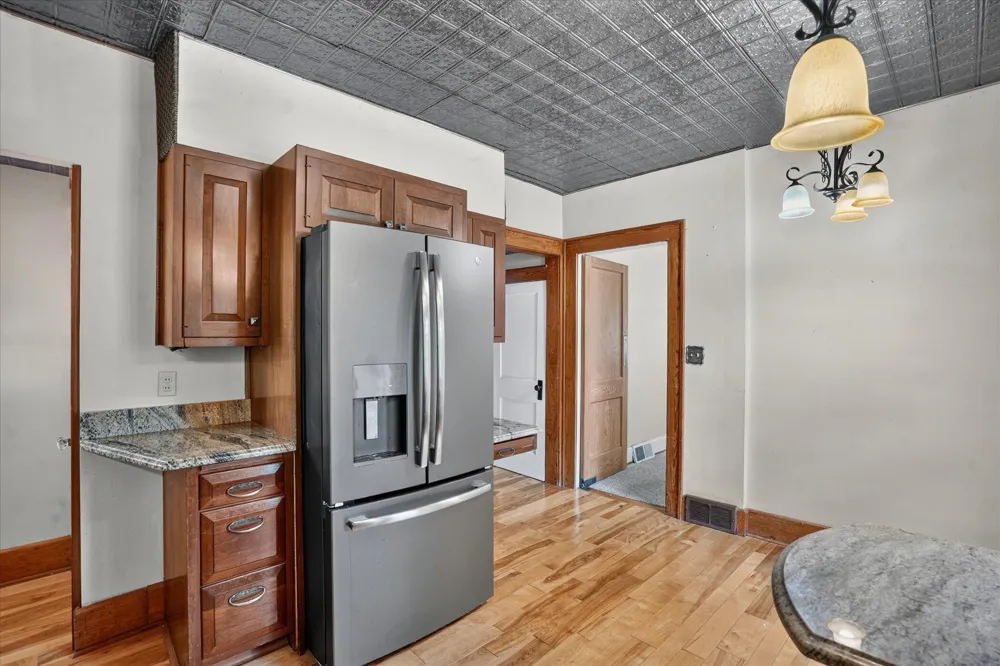 1318 E Michigan Avenue Albion, MI 49224