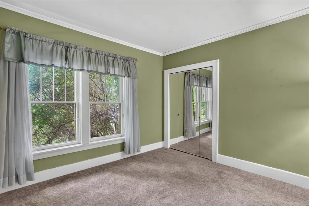 1318 E Michigan Avenue Albion, MI 49224