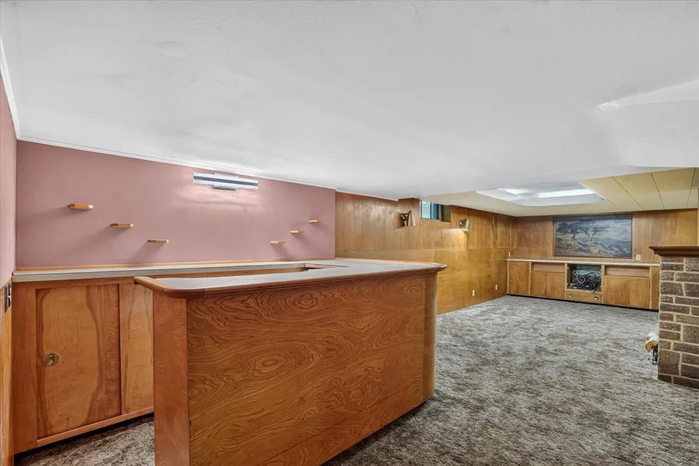 1318 E Michigan Avenue Albion, MI 49224