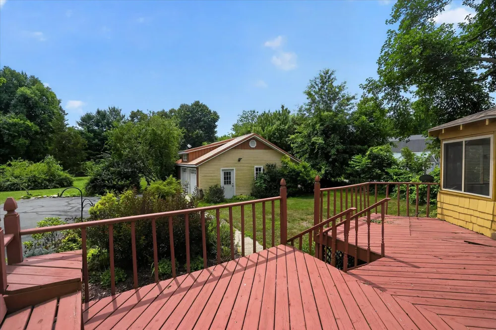 1318 E Michigan Avenue Albion, MI 49224