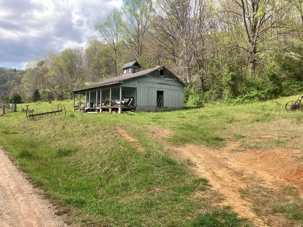 Burningtown Falls Rd Franklin, NC 28734