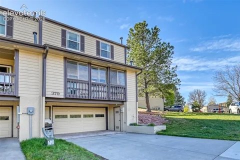379 Raspberry Lane