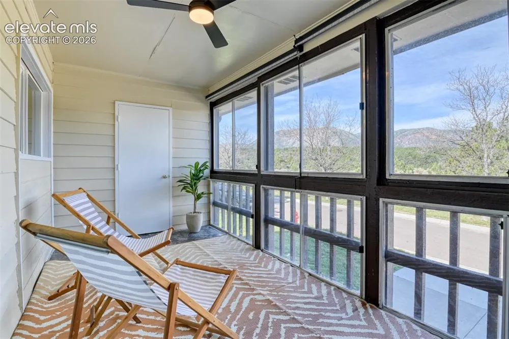 379 Raspberry Lane Monument, CO 80132