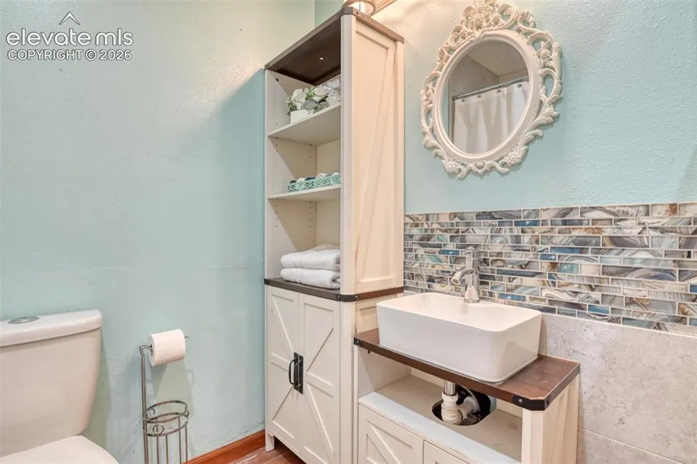 379 Raspberry Lane Monument, CO 80132