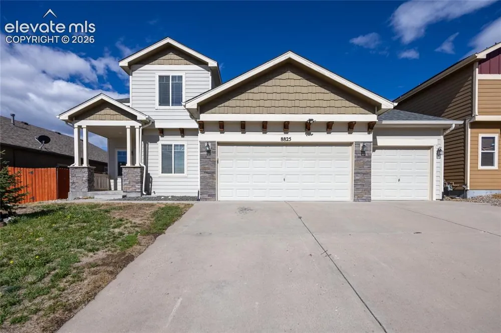 8825 Canary Circle Colorado Springs, CO 80908