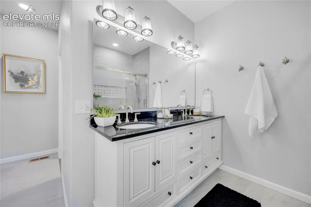 8825 Canary Circle Colorado Springs, CO 80908