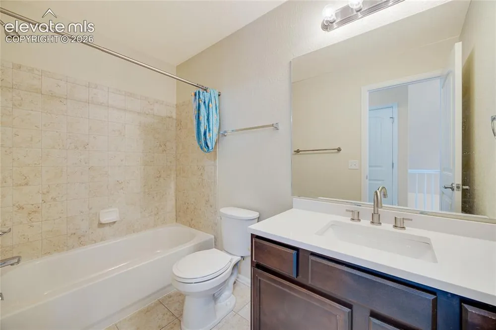 8825 Canary Circle Colorado Springs, CO 80908