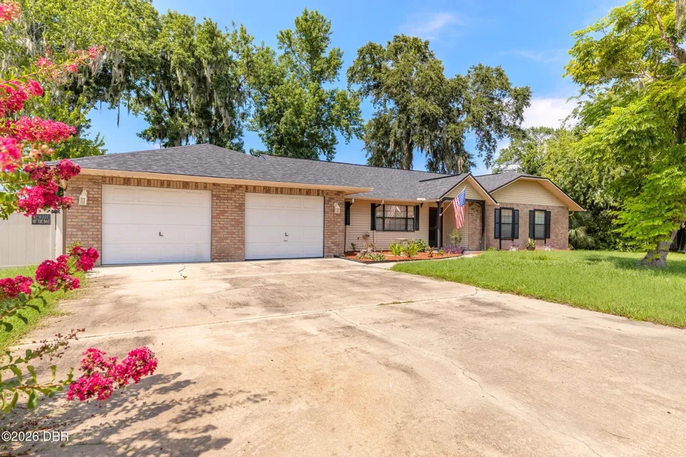 627 Ipswich Lane Port Orange, FL 32127