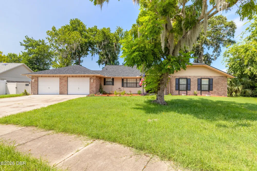 627 Ipswich Lane Port Orange, FL 32127