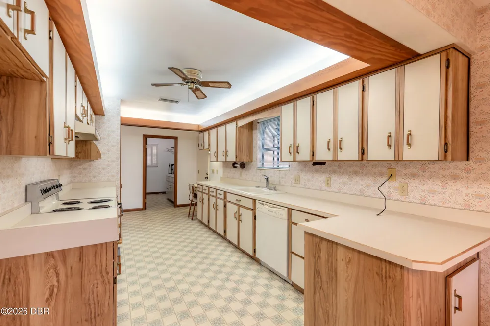 627 Ipswich Lane Port Orange, FL 32127