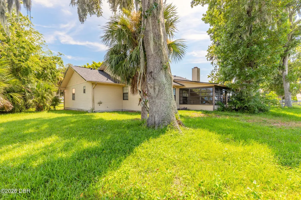 627 Ipswich Lane Port Orange, FL 32127