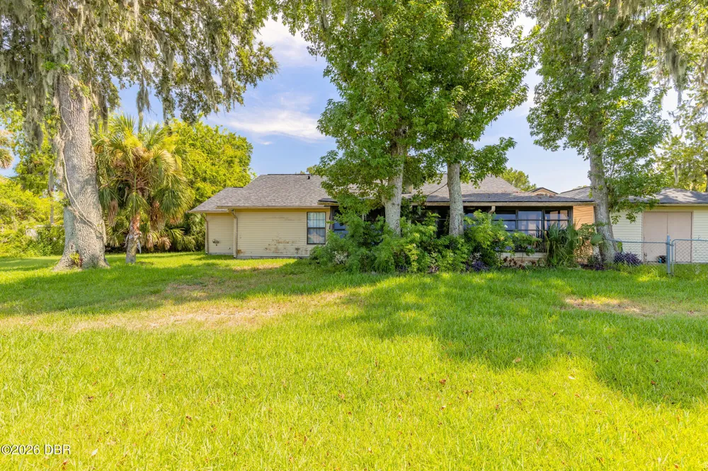 627 Ipswich Lane Port Orange, FL 32127
