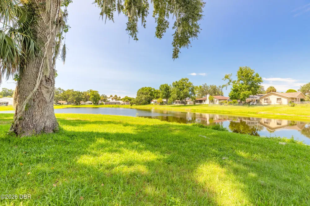 627 Ipswich Lane Port Orange, FL 32127