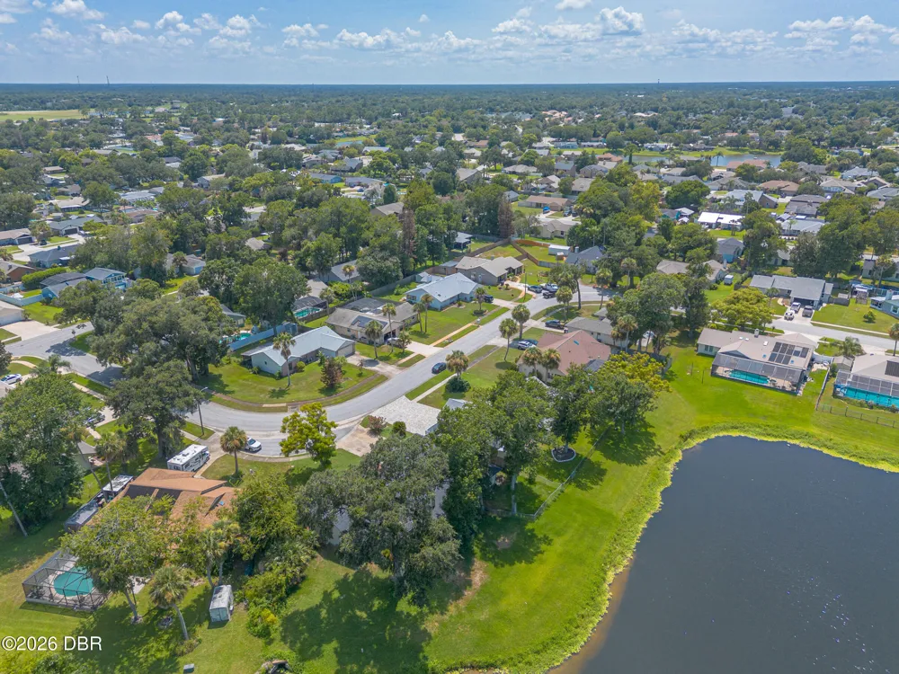 627 Ipswich Lane Port Orange, FL 32127