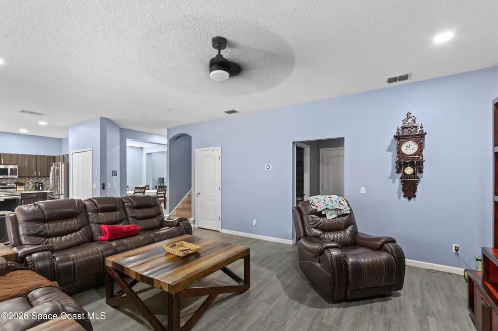 807 Jadestone Circle Orlando, FL 32828