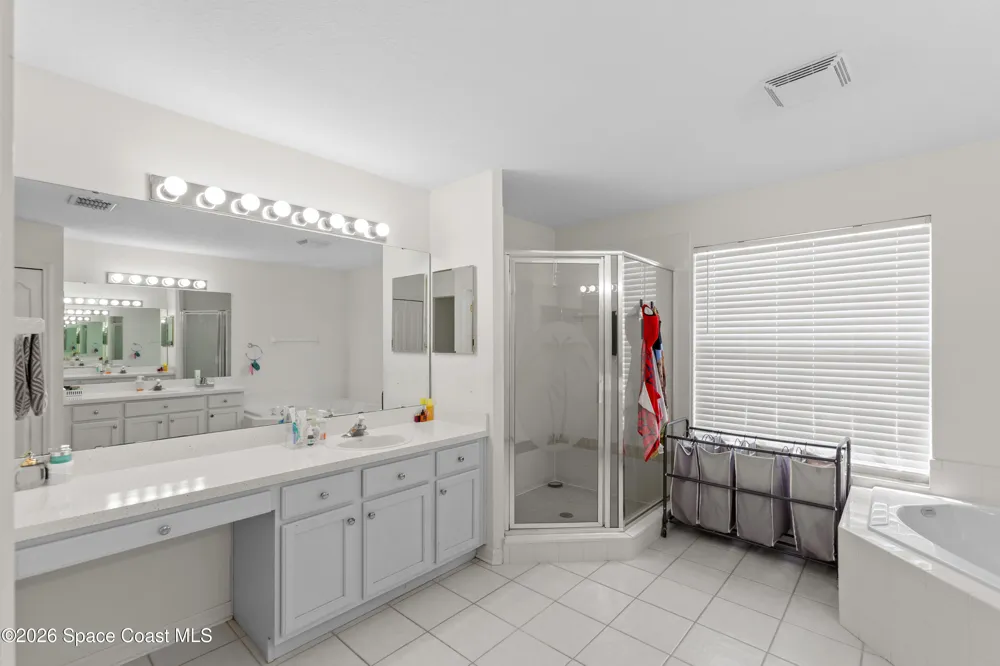 807 Jadestone Circle Orlando, FL 32828
