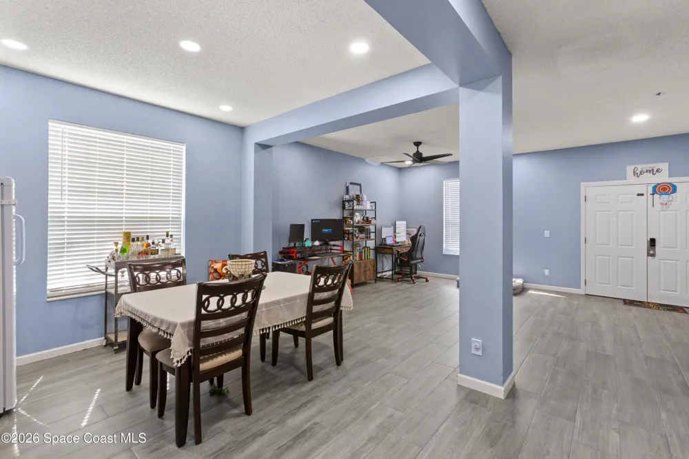807 Jadestone Circle Orlando, FL 32828