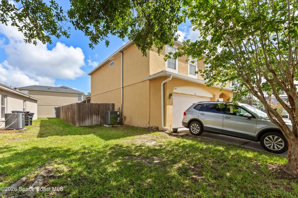 807 Jadestone Circle Orlando, FL 32828