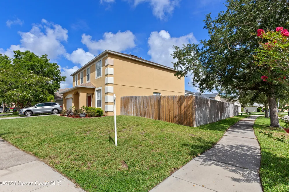 807 Jadestone Circle Orlando, FL 32828