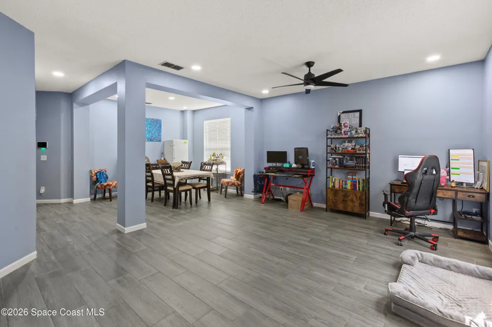 807 Jadestone Circle Orlando, FL 32828