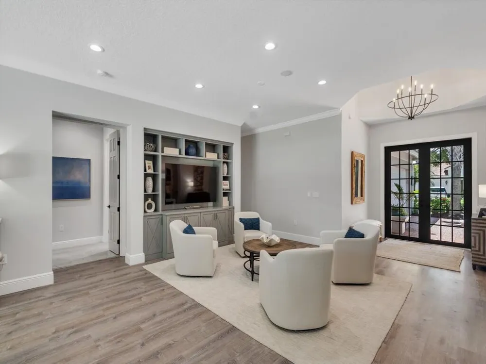 2229 Falls Circle Vero Beach, FL 32967
