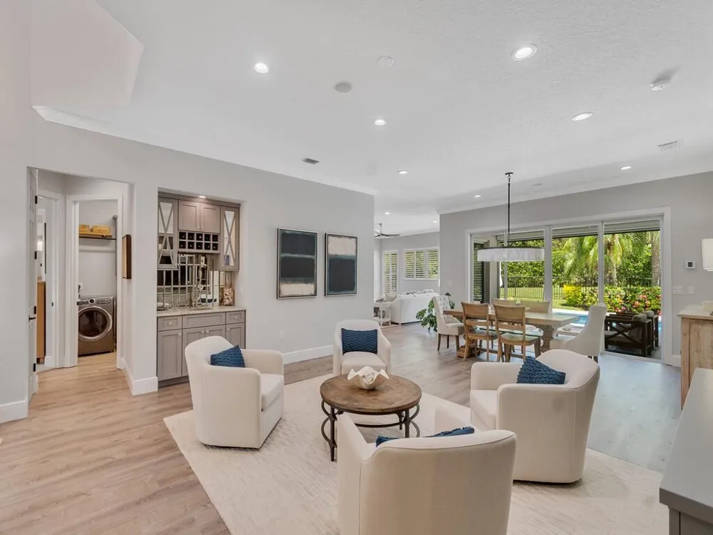 2229 Falls Circle Vero Beach, FL 32967