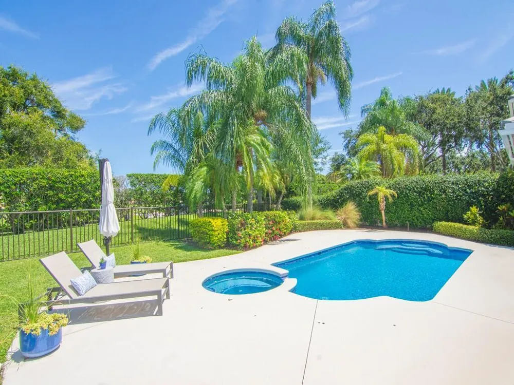 2229 Falls Circle Vero Beach, FL 32967