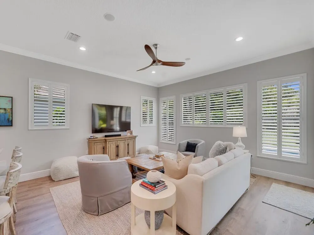 2229 Falls Circle Vero Beach, FL 32967