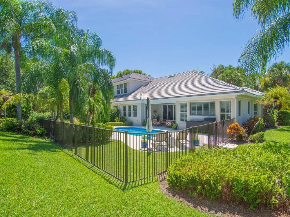 2229 Falls Circle Vero Beach, FL 32967