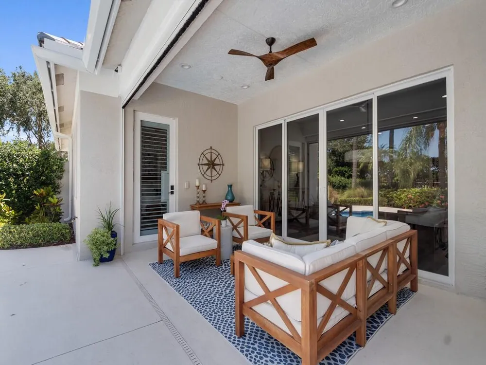 2229 Falls Circle Vero Beach, FL 32967