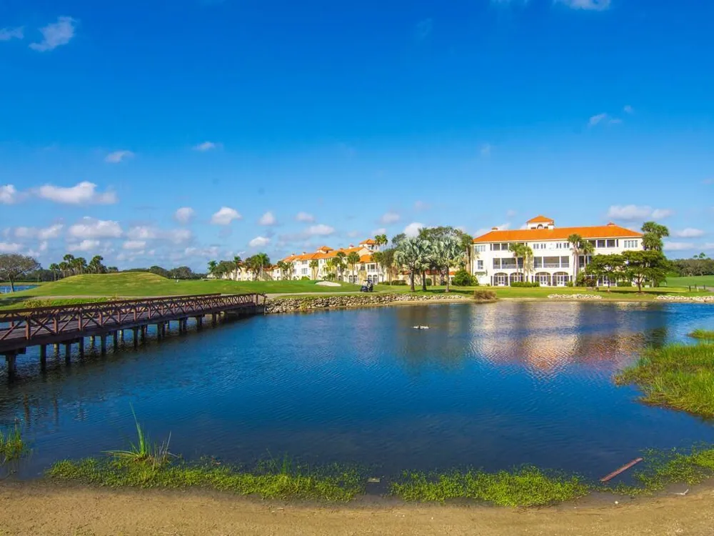 2229 Falls Circle Vero Beach, FL 32967
