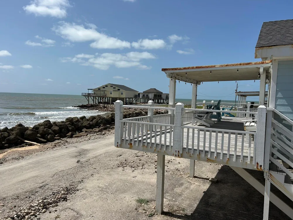 12919 Gulf Beach Drive Freeport, TX 77541
