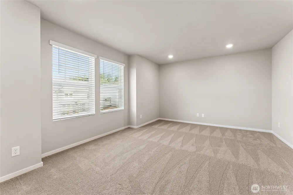 485 Cremini Loop SE #8 Lacey, WA 98513