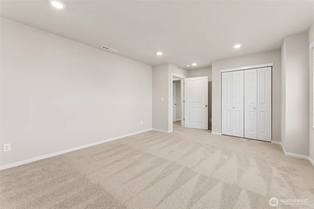 485 Cremini Loop SE #8 Lacey, WA 98513