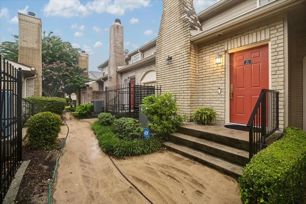 7350 Kirby Drive #21 Houston, TX 77030