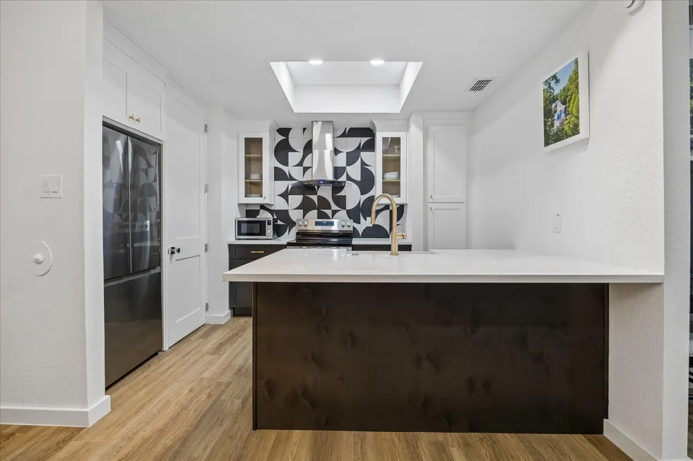 7350 Kirby Drive #21 Houston, TX 77030
