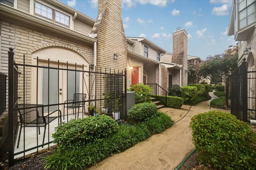 7350 Kirby Drive #21 Houston, TX 77030